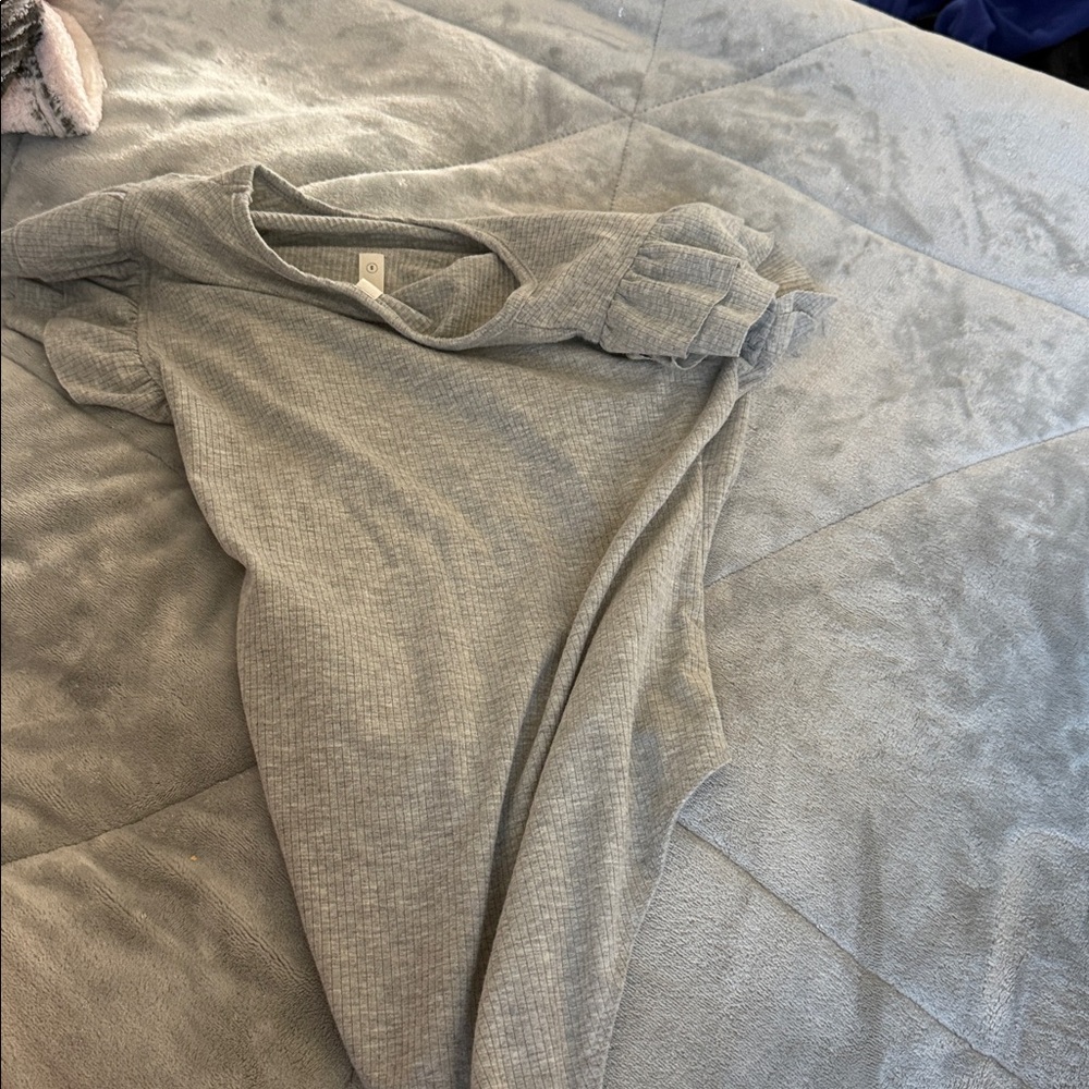 MTS Light Gray Ribbed Top - Picture 3 of 3